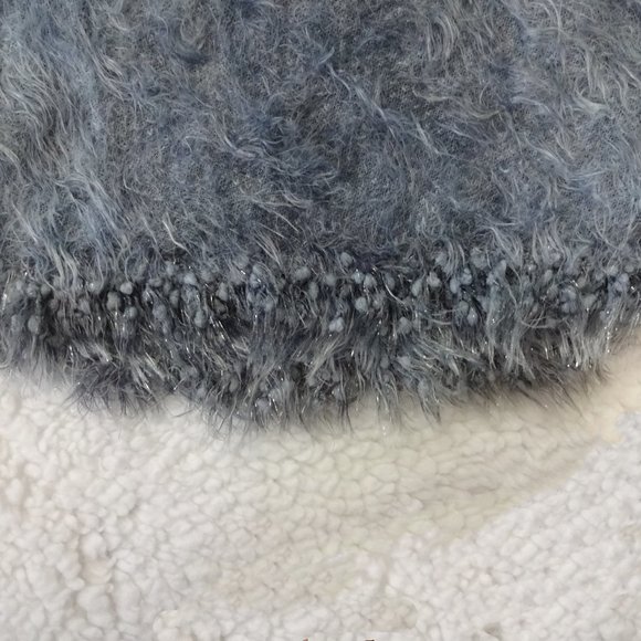 French Boutique Blue textured sweater, V-neck bell sleeve pointed hem M - Picture 5 of 10